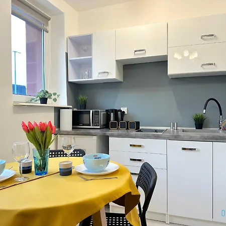 Honey Apartment- Cozy Retreat, 10 Minutes To Old Town * Danzig